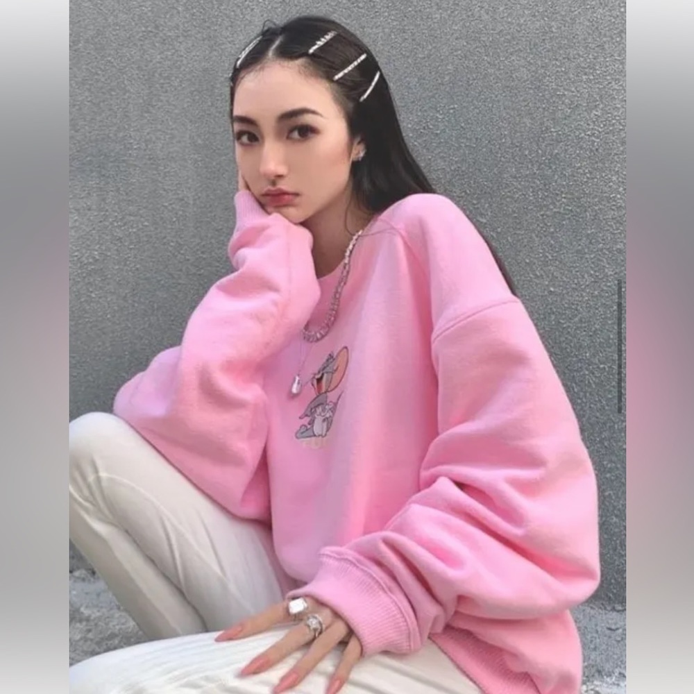 Rare-limited edition -VTG -Tom &Jerry SMFK-Pink Sweatshirt-GUC- Sz M-L- Y2K-